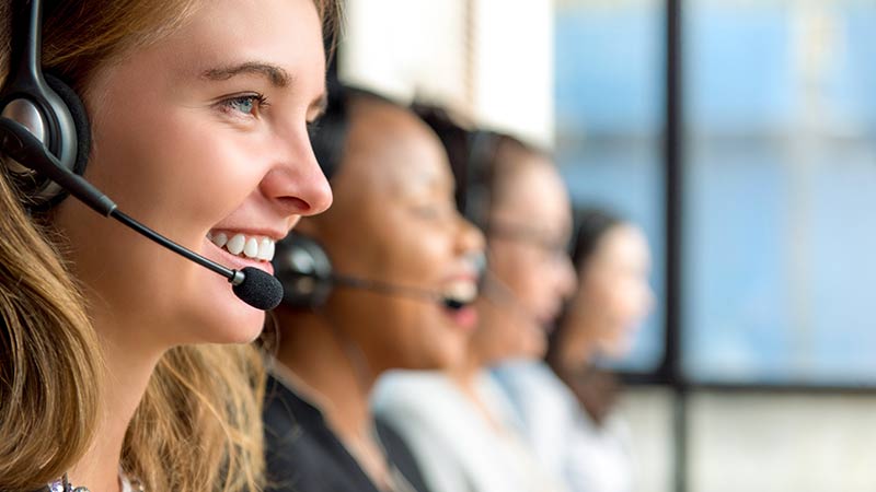 12 Effective Tips To Improve Contact Center Agent Performance